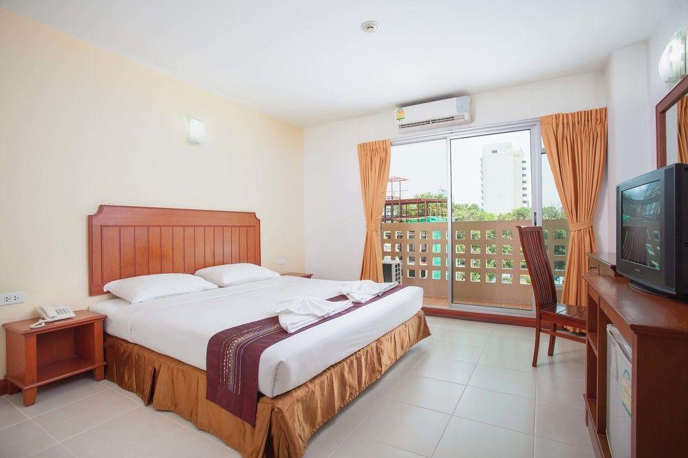 Eastiny Seven Hotel
