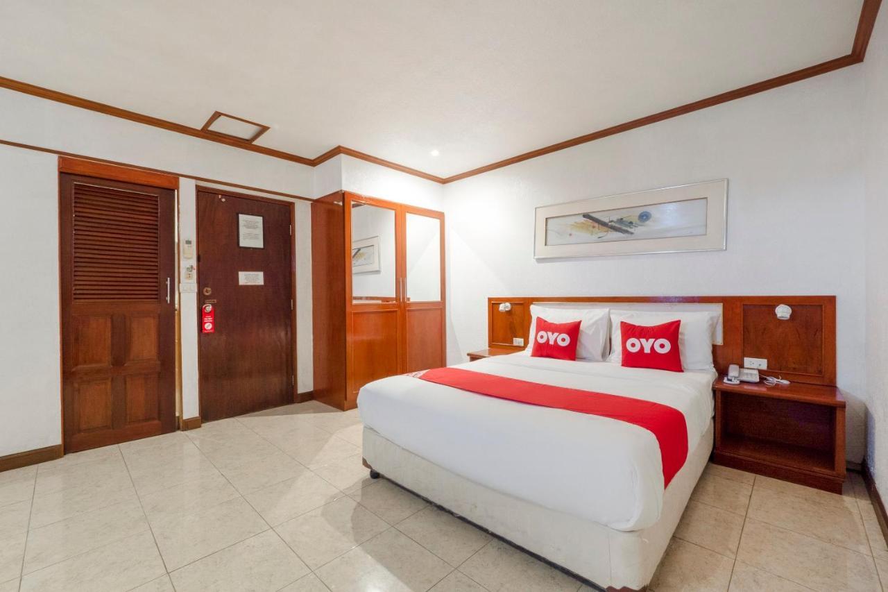 Oyo 75328 Punjabi Junction Hotel 3*