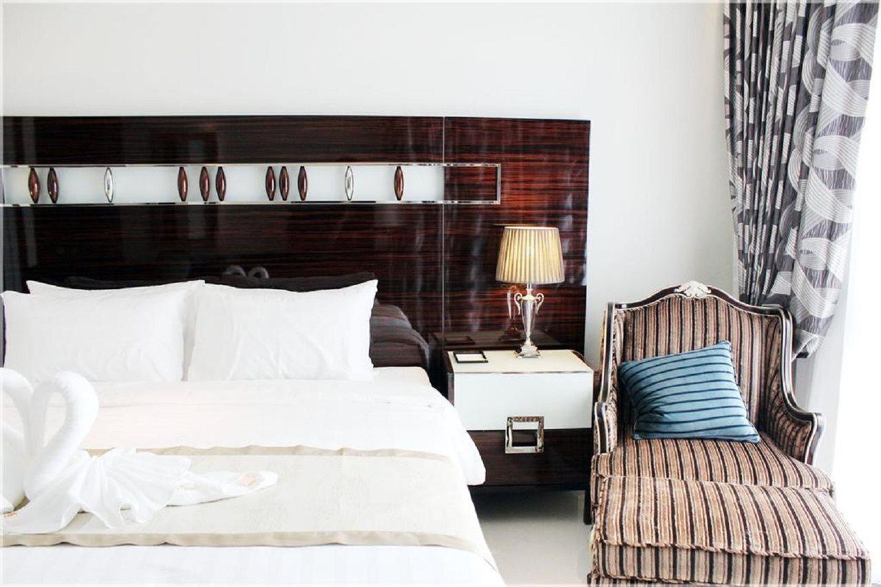 Hotel Lk Royal Wing 3*