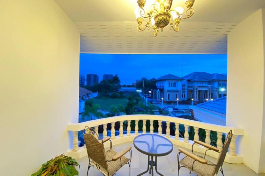 芭提雅,พัทยา,central Pattaya,mordern Style Villa,7br,16-20ppl * Pattaya