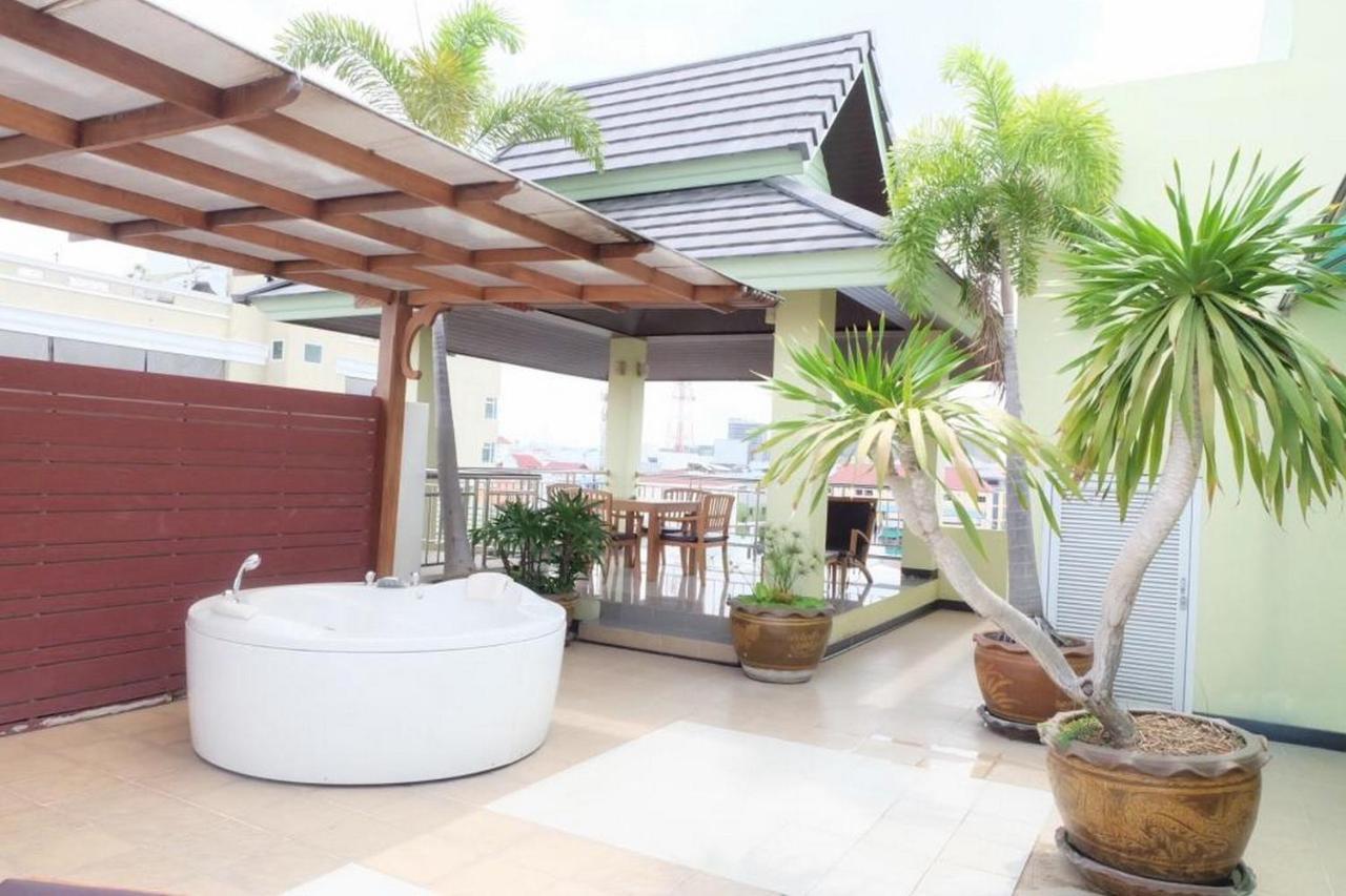 Oyo 1097 Thep Hotel