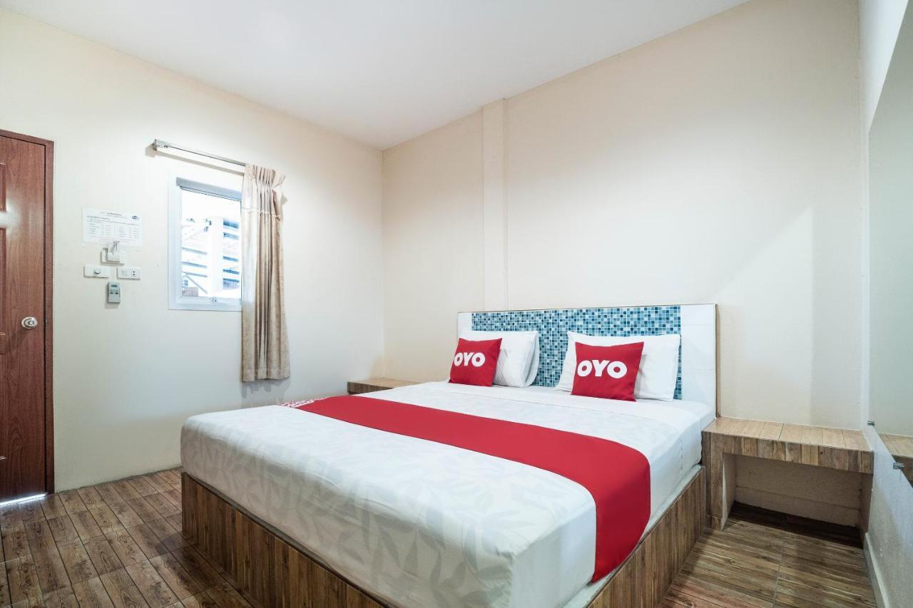 Hotel Vaccinated Staff - Oyo 645 Baan Ruangrungroj