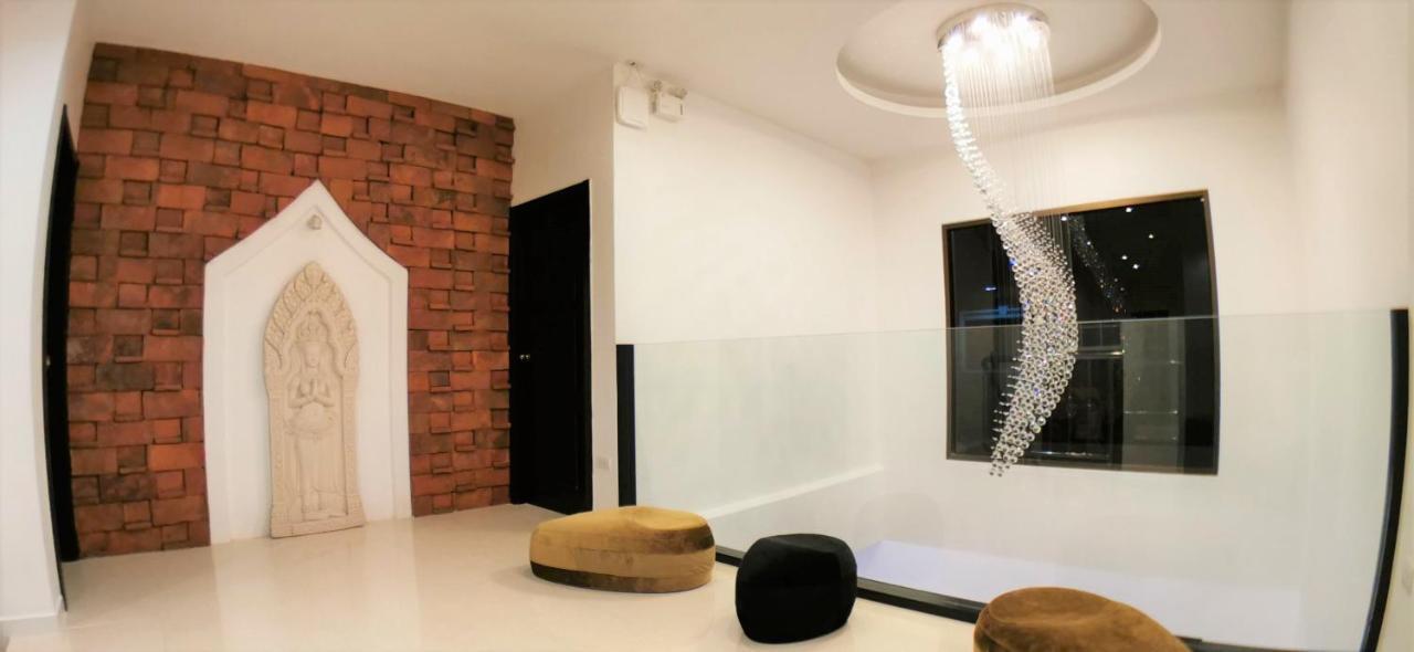 Villa Hideland Luxury Pool Walking Street 5 Bedrooms *