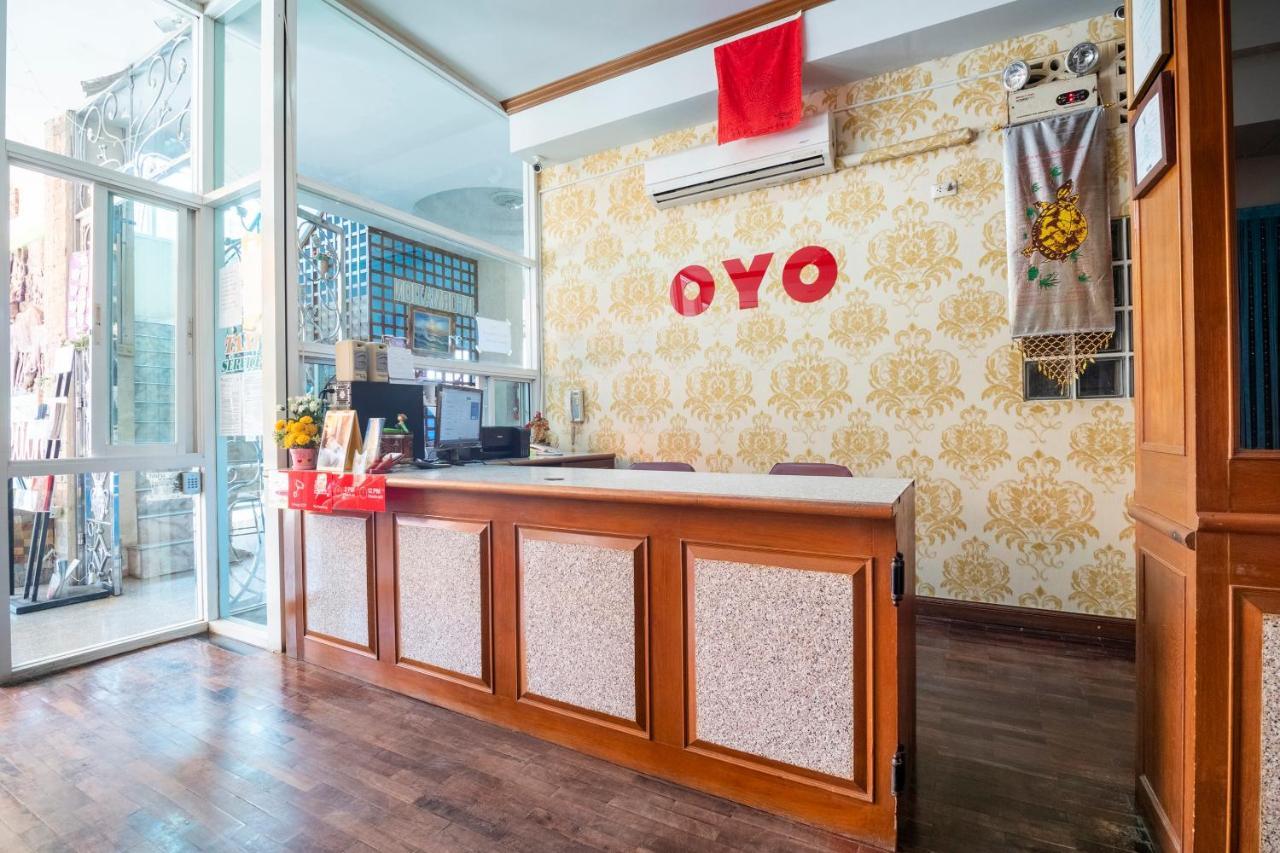 Oyo 663 2*