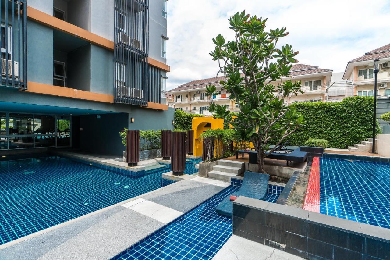 Hotel The Grass Serviced Pattaya