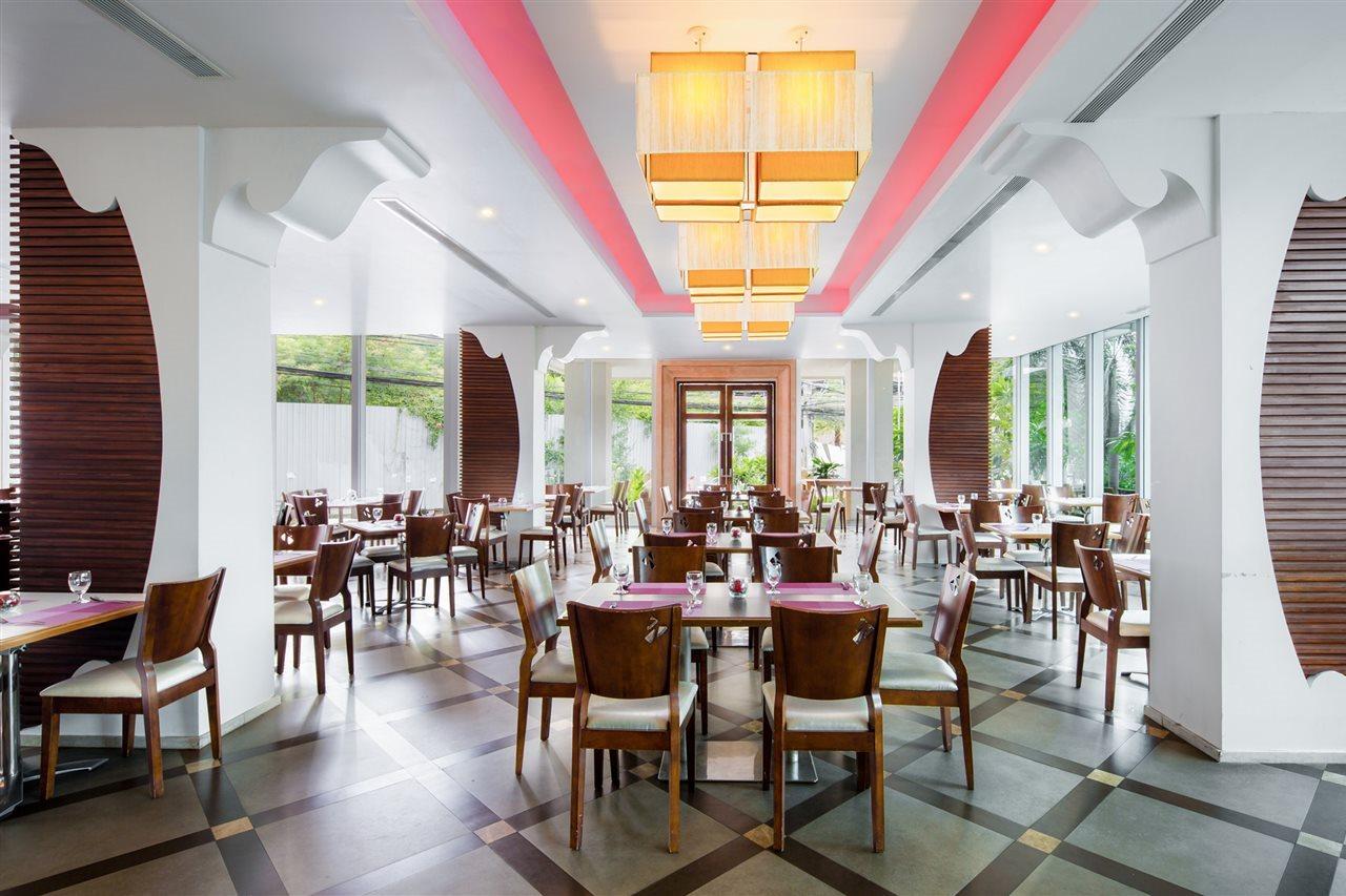 Aiyara Grand Hotel