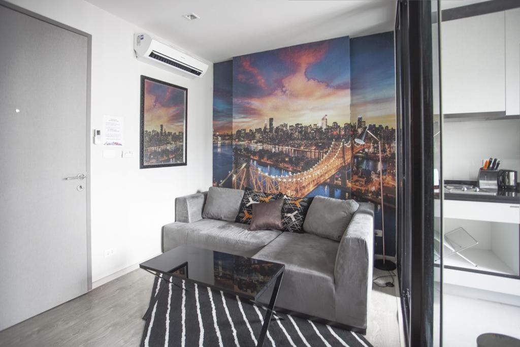 Apartment The Base Central By Wcc