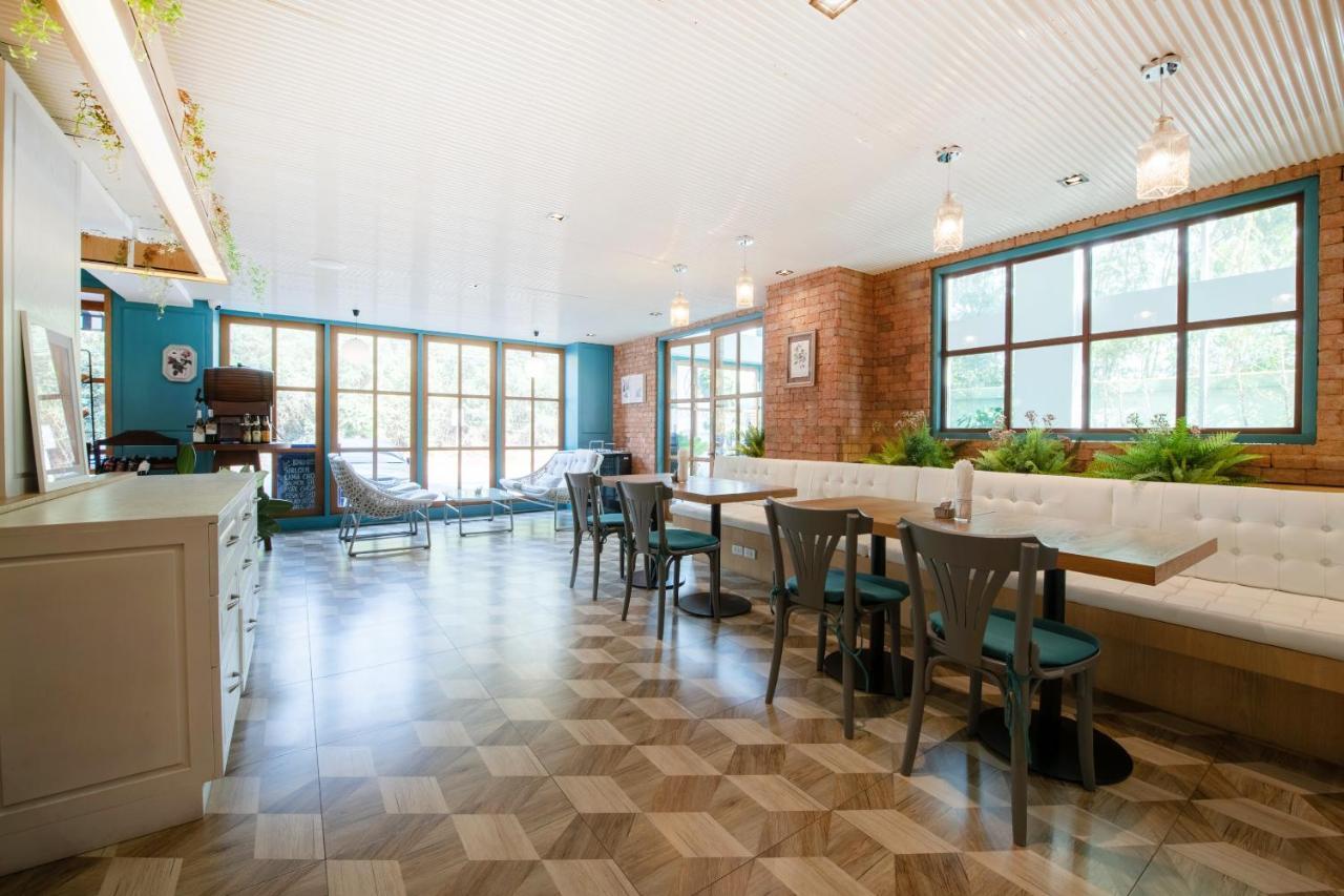 Hotel Blooming Hill Boutique 4*