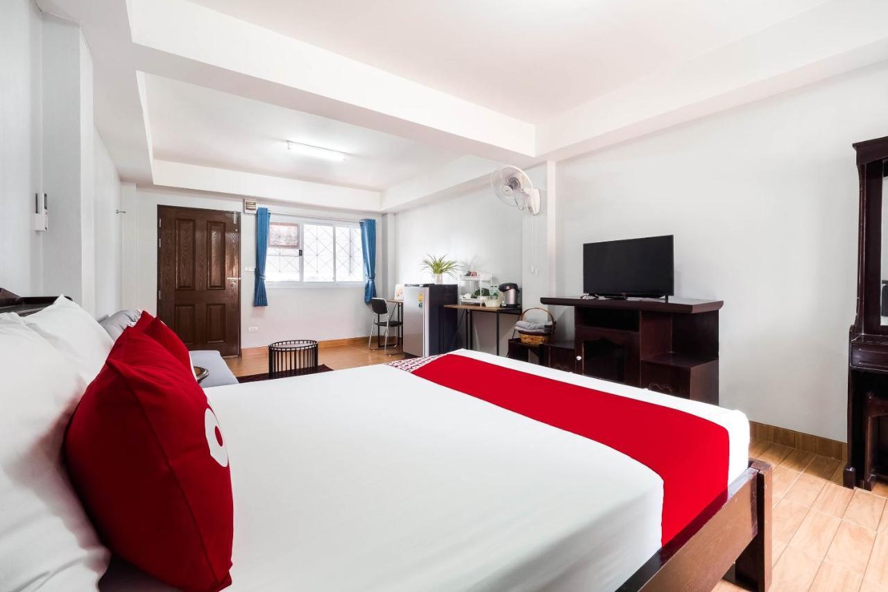 Oyo 1157 Ploy Pailin Place Hotel