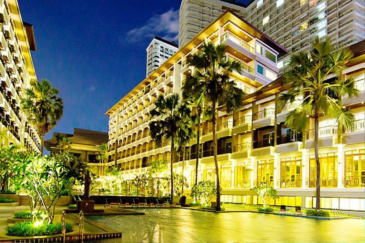 Hotel Welcome World Beachfront 4*