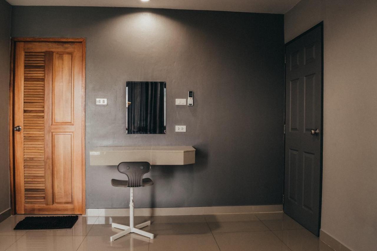 Baan Pakdi Apartamento *