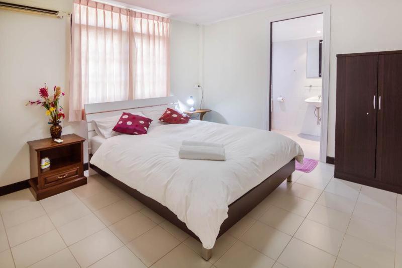 Resort Rosa With Private Pool And Jacuzzi 100m To Pattaya