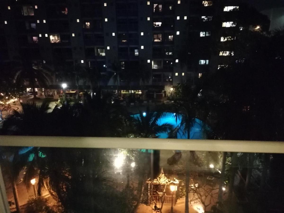 Grand Avenue 1 Bedroom Apartment *
