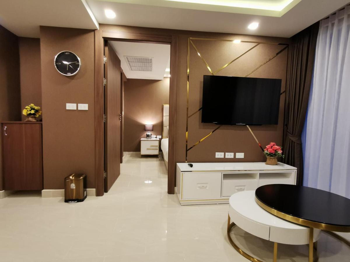 林荫大道 Grand Avenue # Kingland Condotel Pattaya