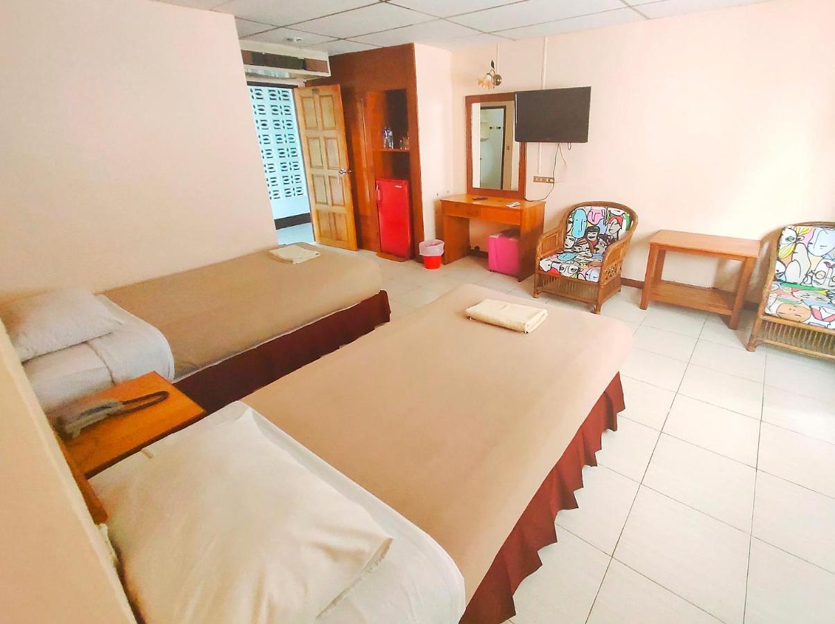 Thai 2* Pattaya