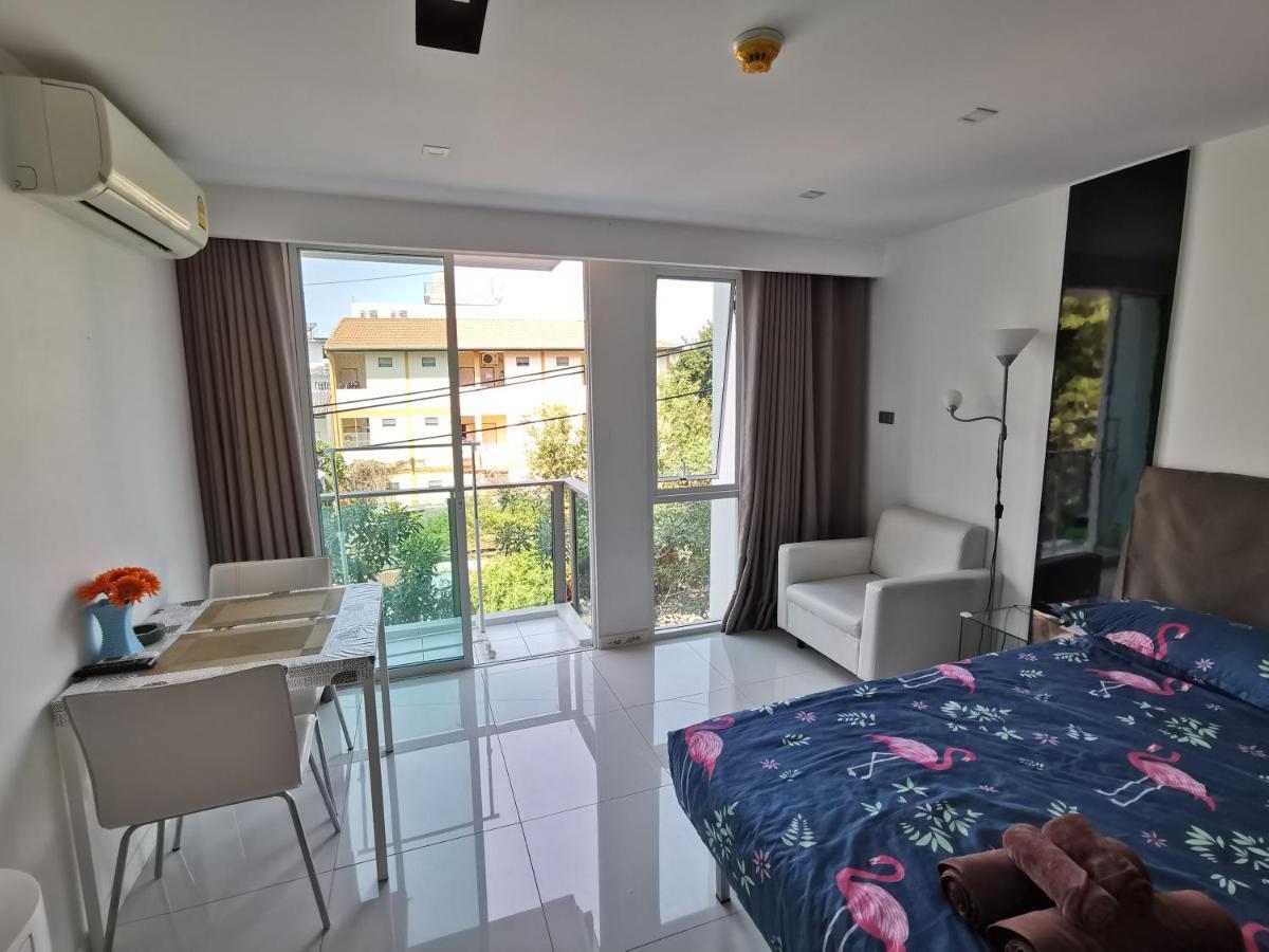 Center * Pattaya