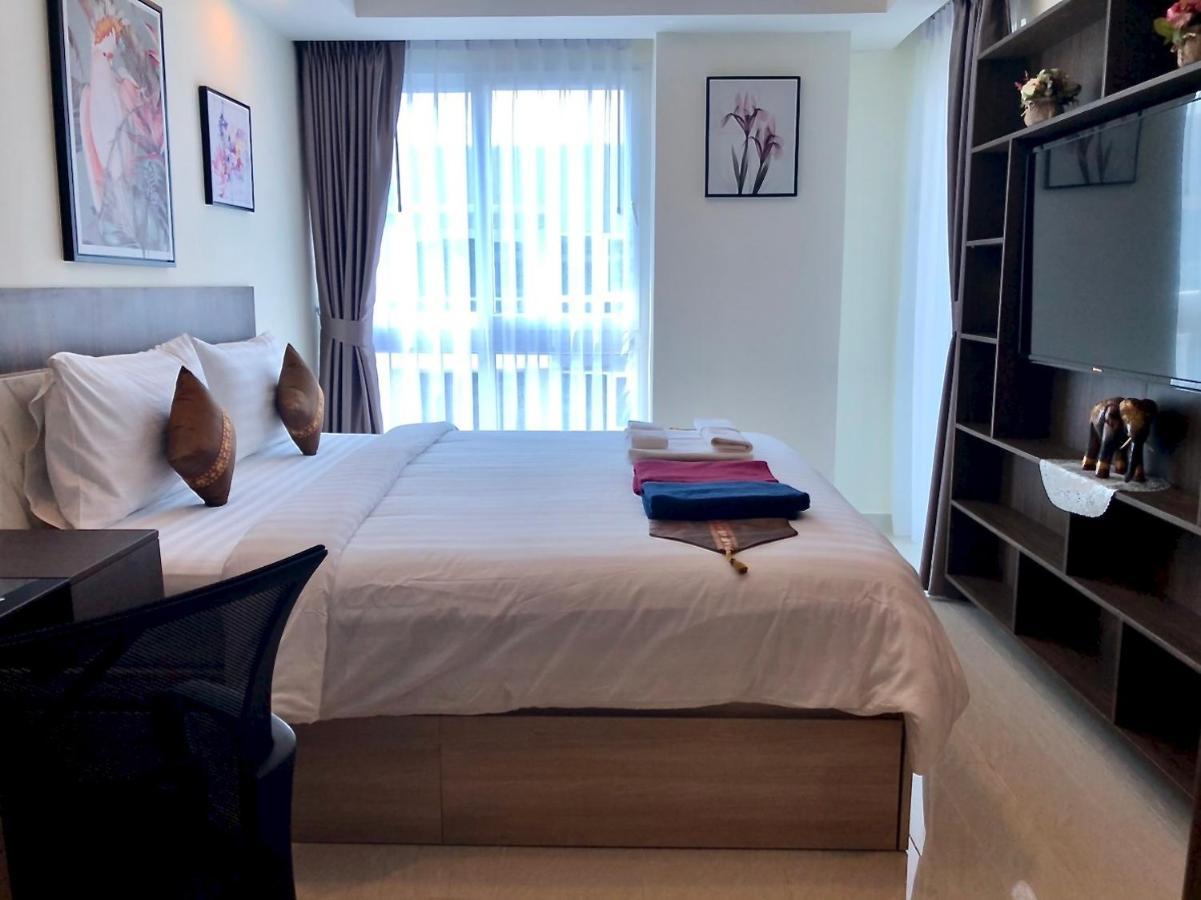 Luxury Business Suits In Grand Avenue By Estates Apartment *