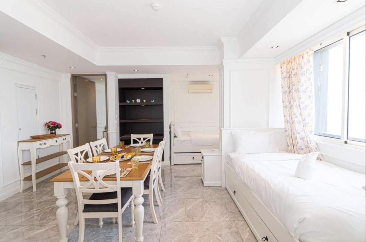 Apartment Veranda By Goldstar Group