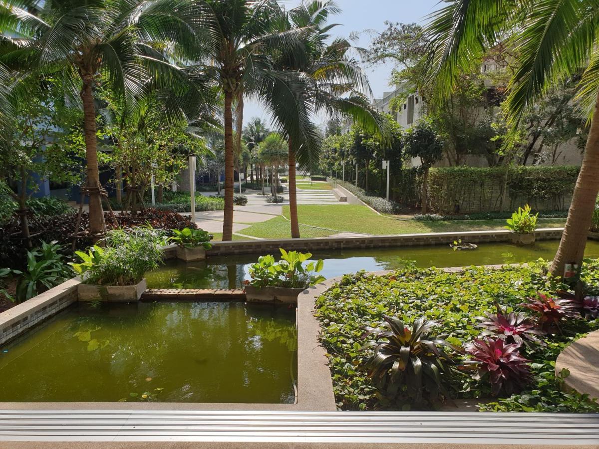 Kosin Beach Pattaya *