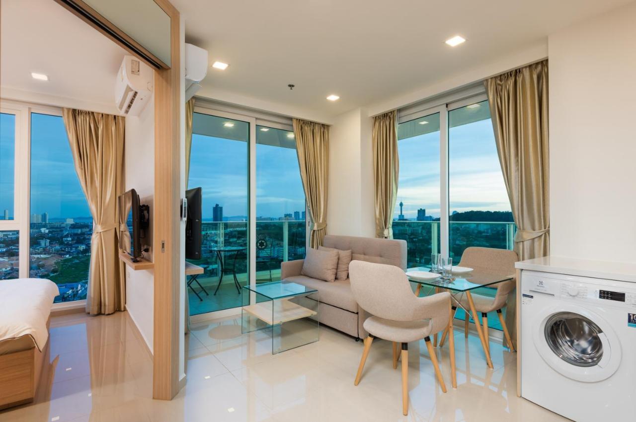 Rare Panoramic Sea, & Mountain Views - Xxl Balcony - Free Fast Wifi - Pool - Garden Tower 2317 Apartment