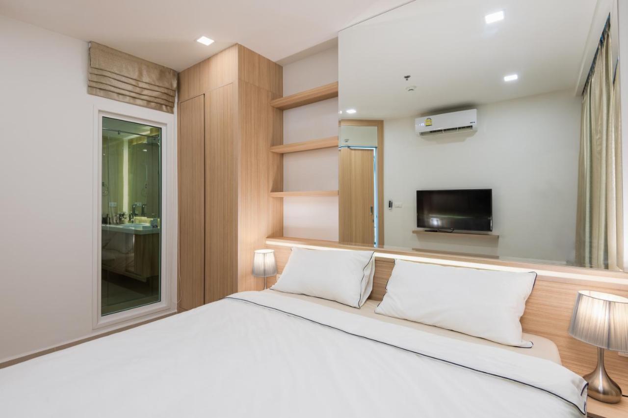 Apartment Rare Panoramic Sea, & Mountain Views - Xxl Balcony - Free Fast Wifi - Pool - Garden Tower 2317 Pattaya
