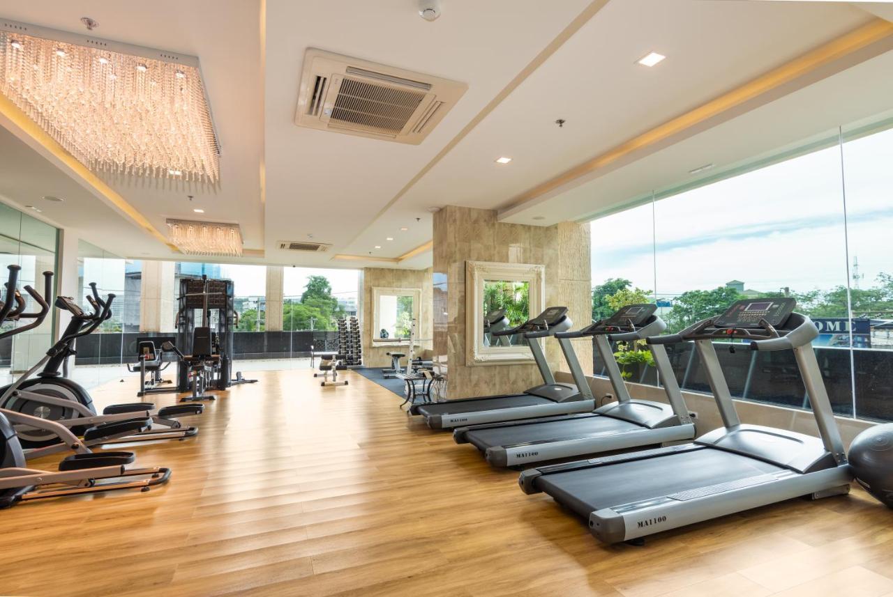 Apartment Rare Panoramic Sea, & Mountain Views - Xxl Balcony - Free Fast Wifi - Pool - Garden Tower 2317 *