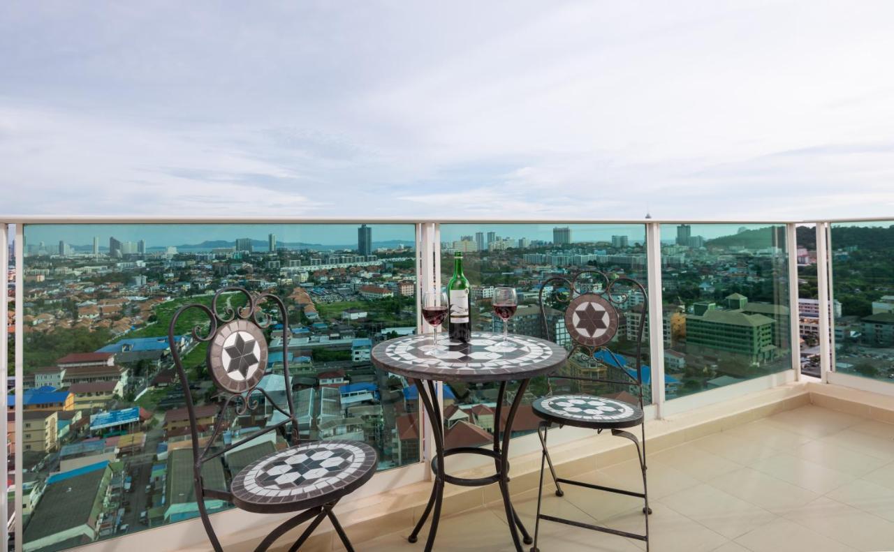 Rare Panoramic Sea, & Mountain Views - Xxl Balcony - Free Fast Wifi - Pool - Garden Tower 2317 * Pattaya