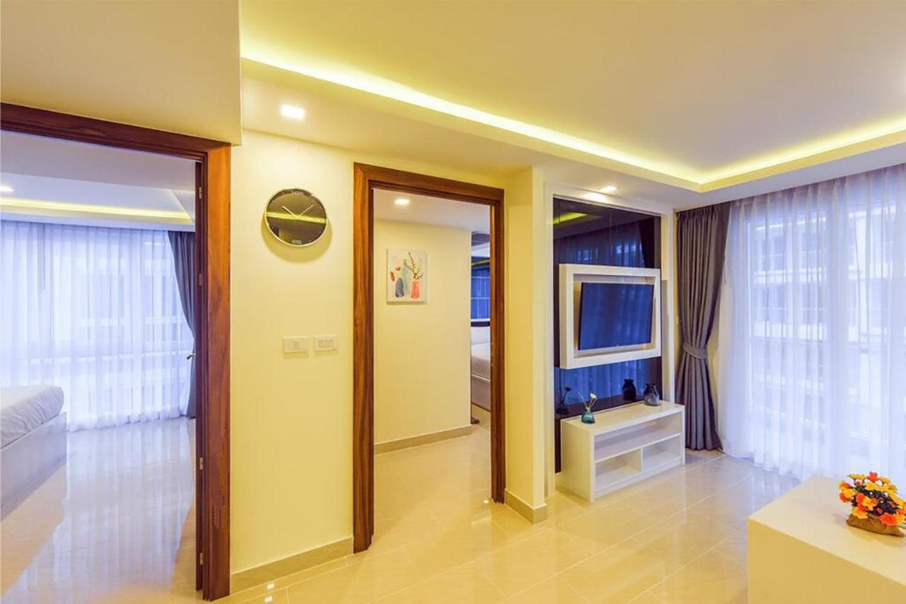 林荫大道 Grand Avenue # Kingland Condotel Apartment Pattaya