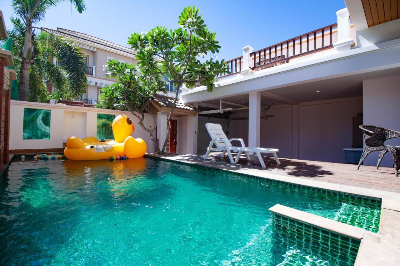 3 Bedroom Town With Private Pool Holiday home Pattaya