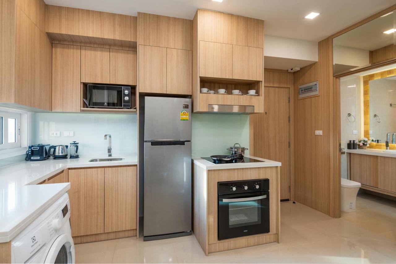Rare Panoramic Sea, & Mountain Views - Xxl Balcony - Free Fast Wifi - Pool - Garden Tower 2317 Apartment