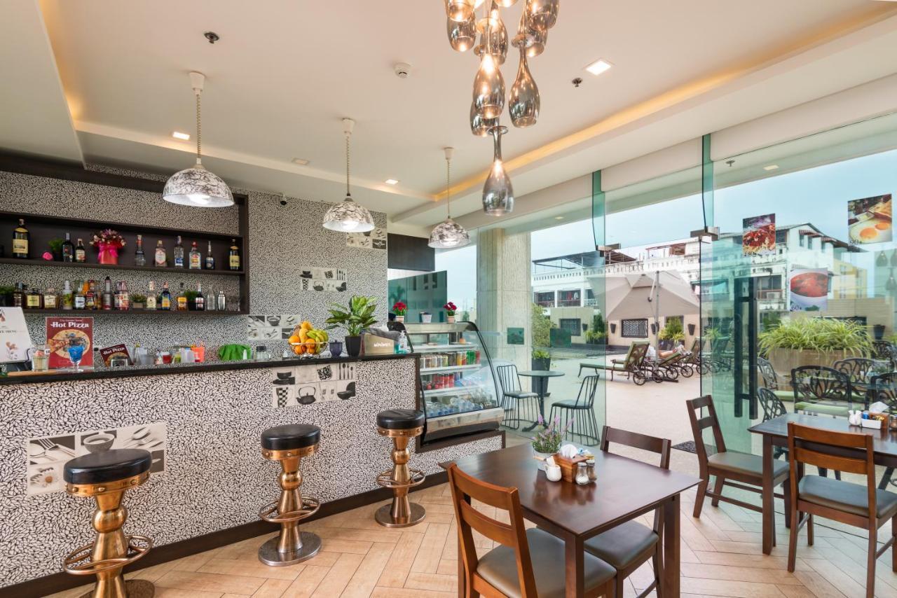 Rare Panoramic Sea, & Mountain Views - Xxl Balcony - Free Fast Wifi - Pool - Garden Tower 2317 * Pattaya