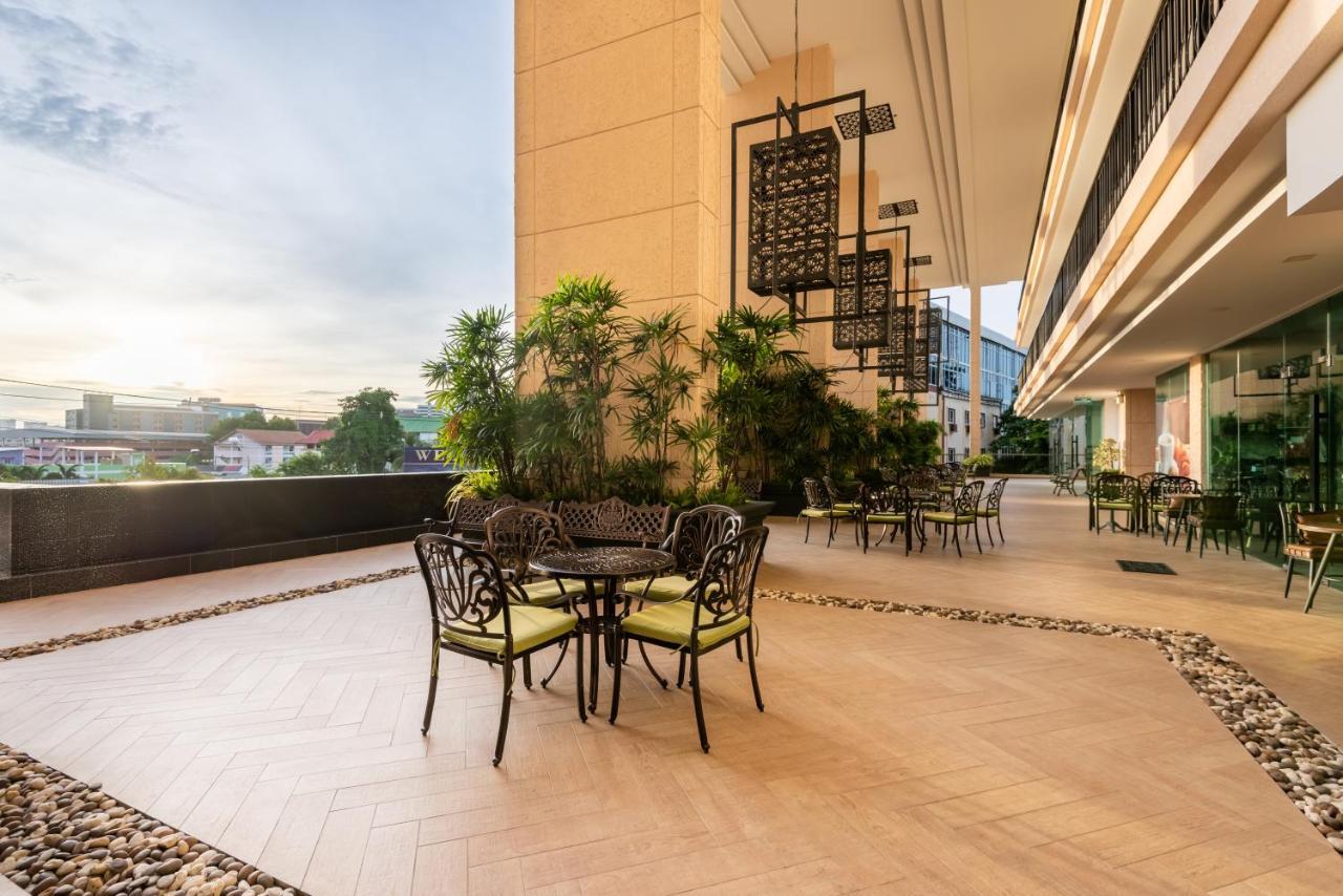 Rare Panoramic Sea, & Mountain Views - Xxl Balcony - Free Fast Wifi - Pool - Garden Tower 2317 Apartment