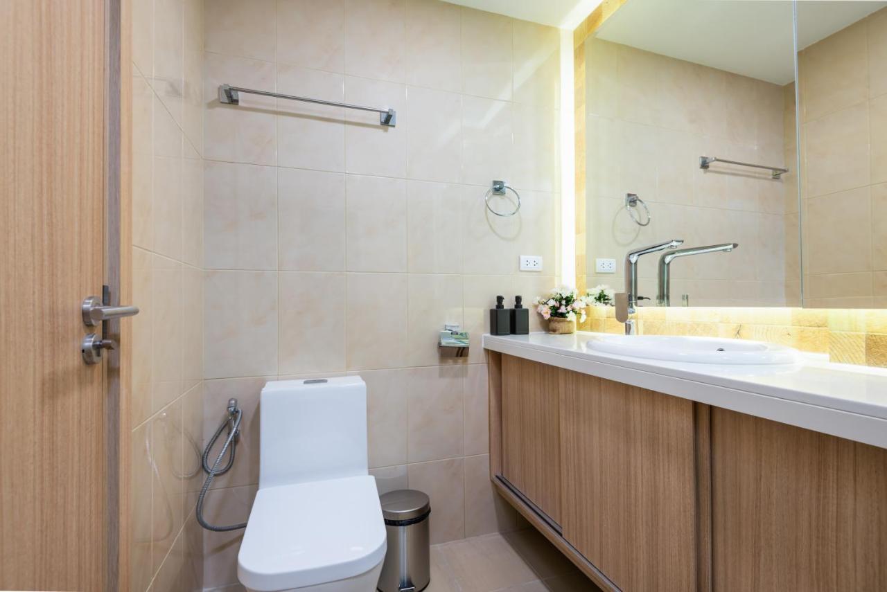 Apartment Rare Panoramic Sea, & Mountain Views - Xxl Balcony - Free Fast Wifi - Pool - Garden Tower 2317 Pattaya