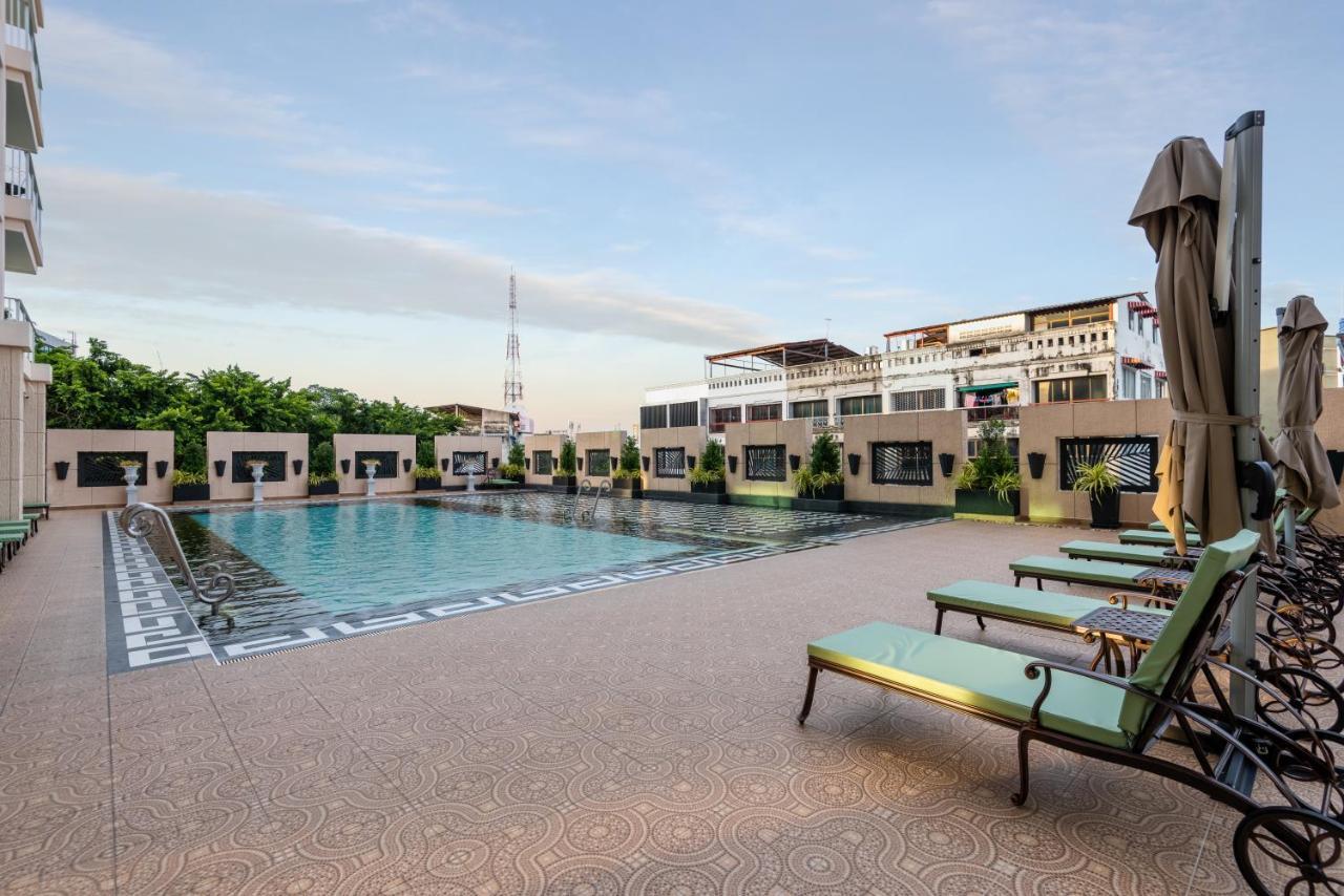 Rare Panoramic Sea, & Mountain Views - Xxl Balcony - Free Fast Wifi - Pool - Garden Tower 2317 Pattaya