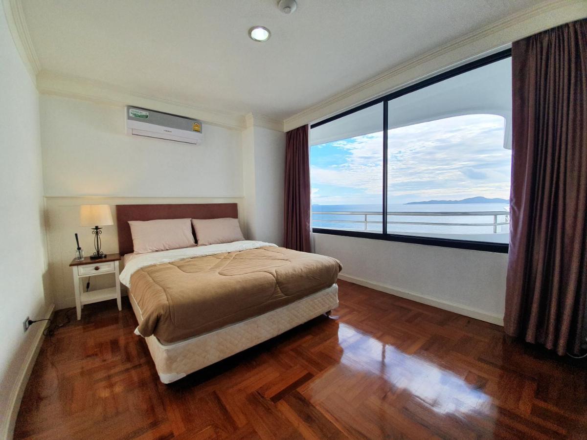 Spacious With Ocean & View Apartment *