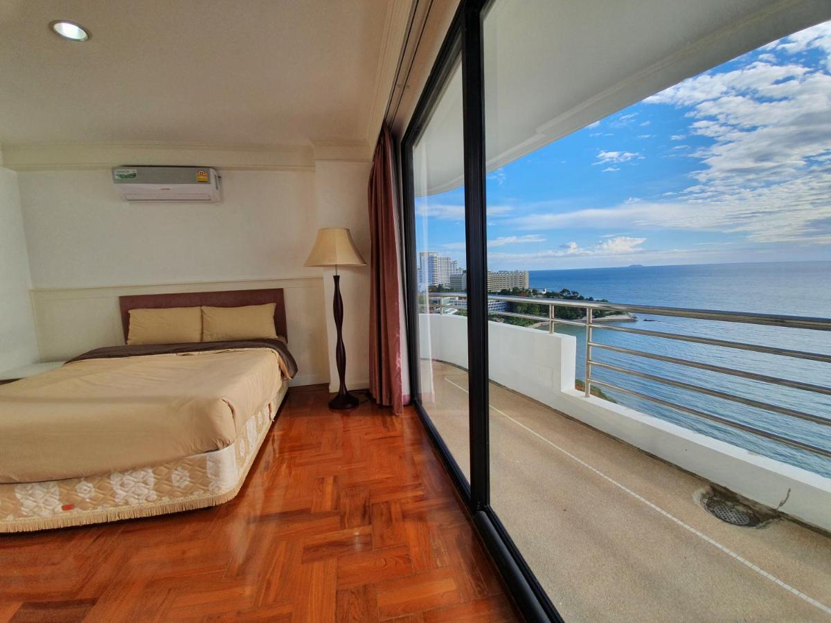 Spacious With Ocean & View *