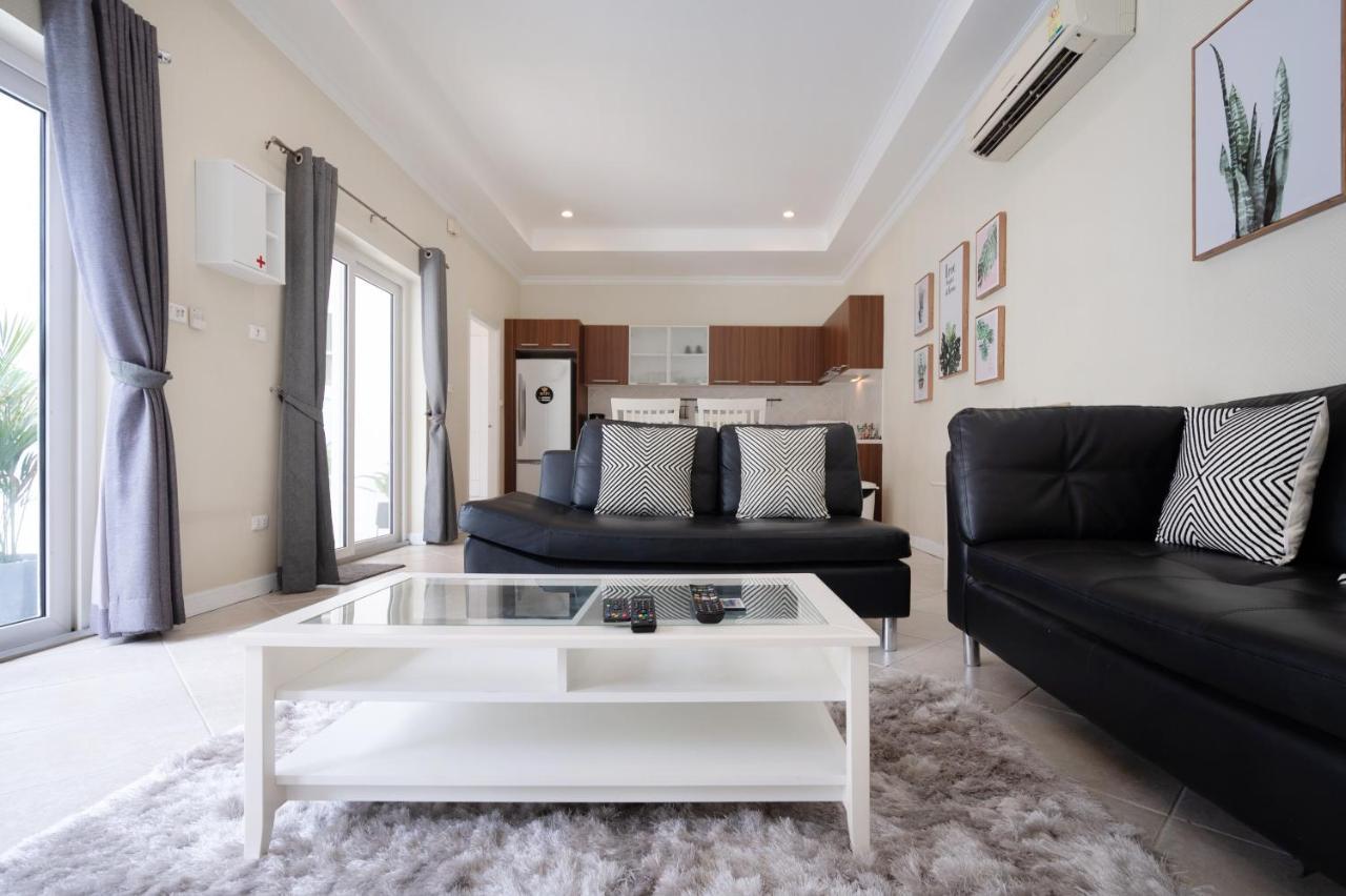 Majestic Pool 2 Bedrooms Private Villa Pattaya