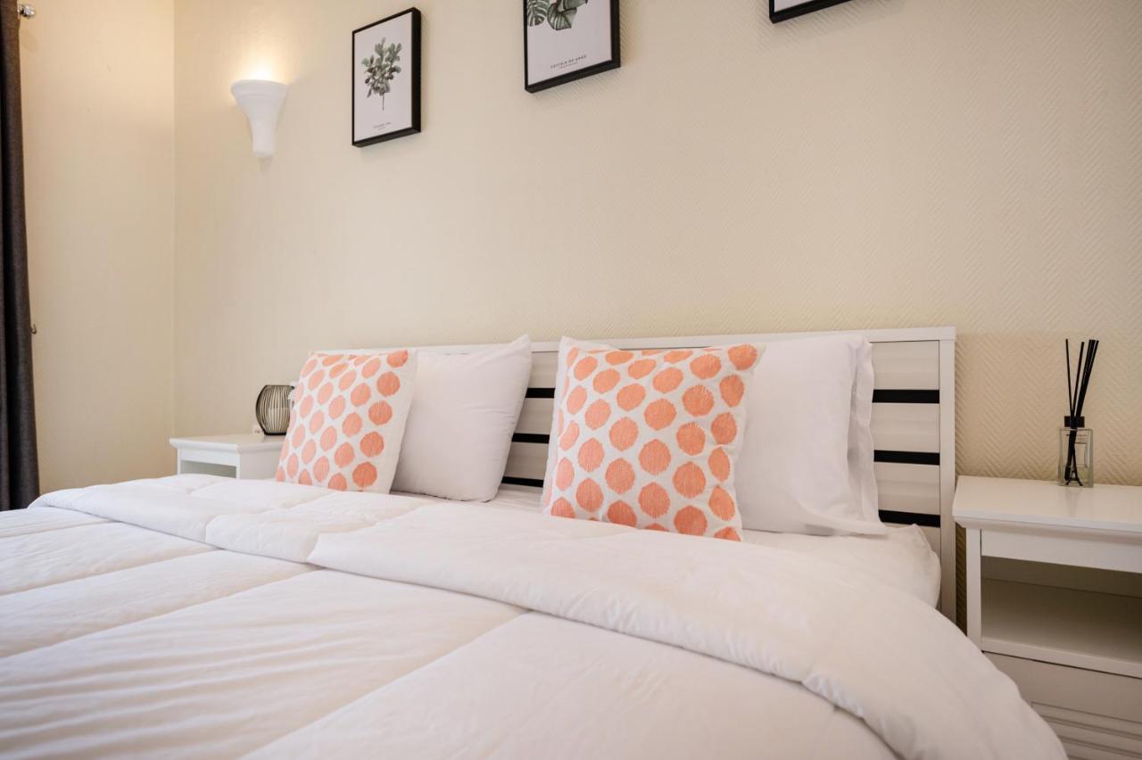 Majestic Pool Private