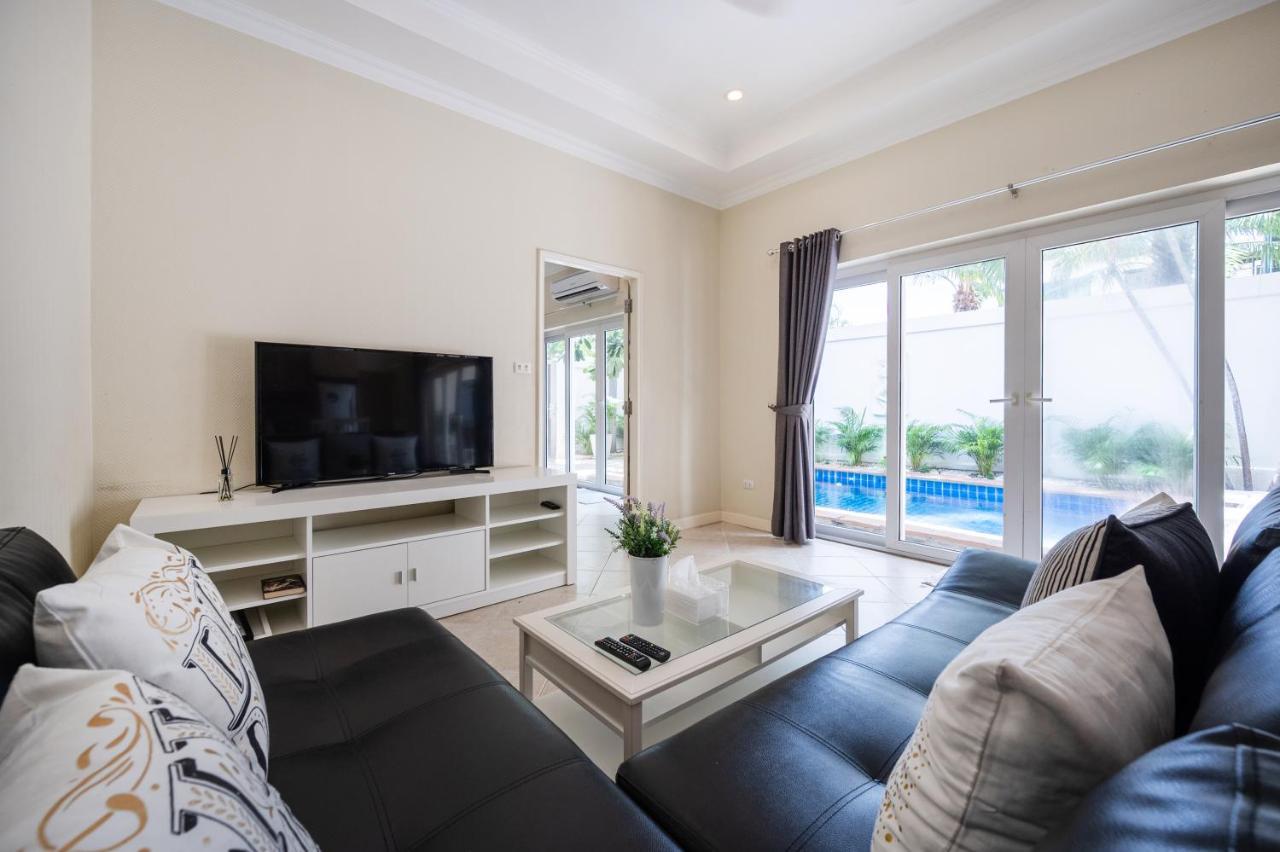 Majestic Pool Private