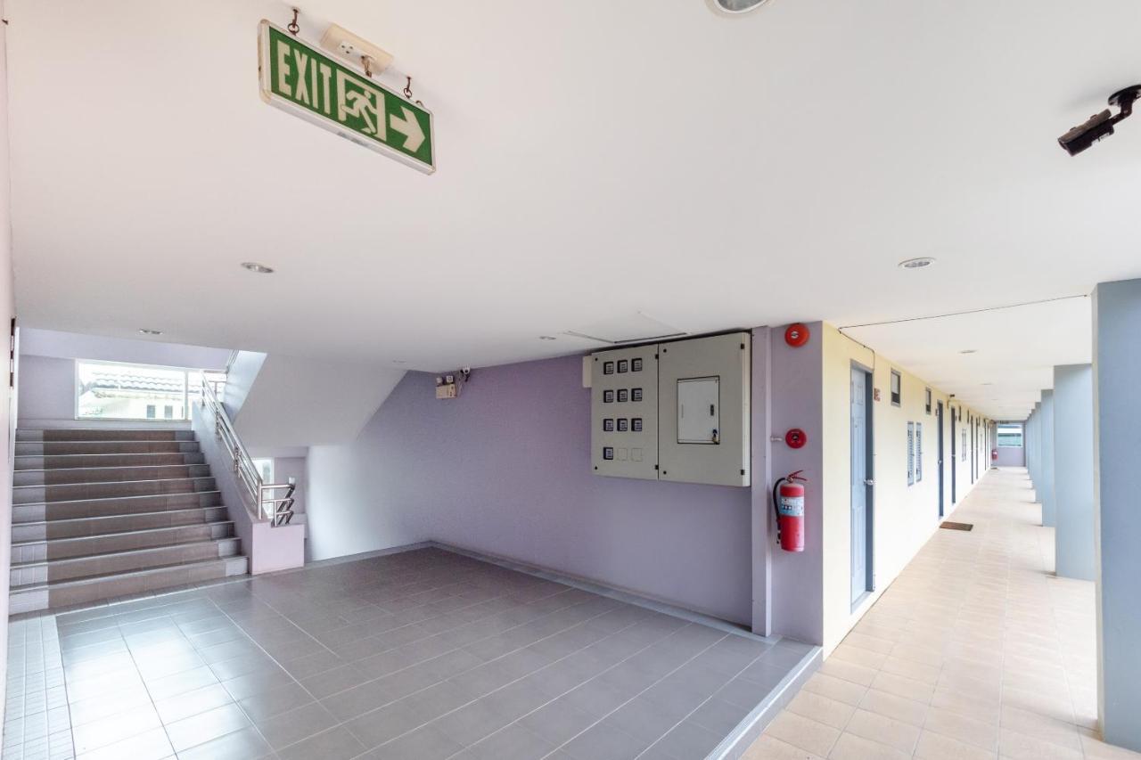 Hotel V Place 3*