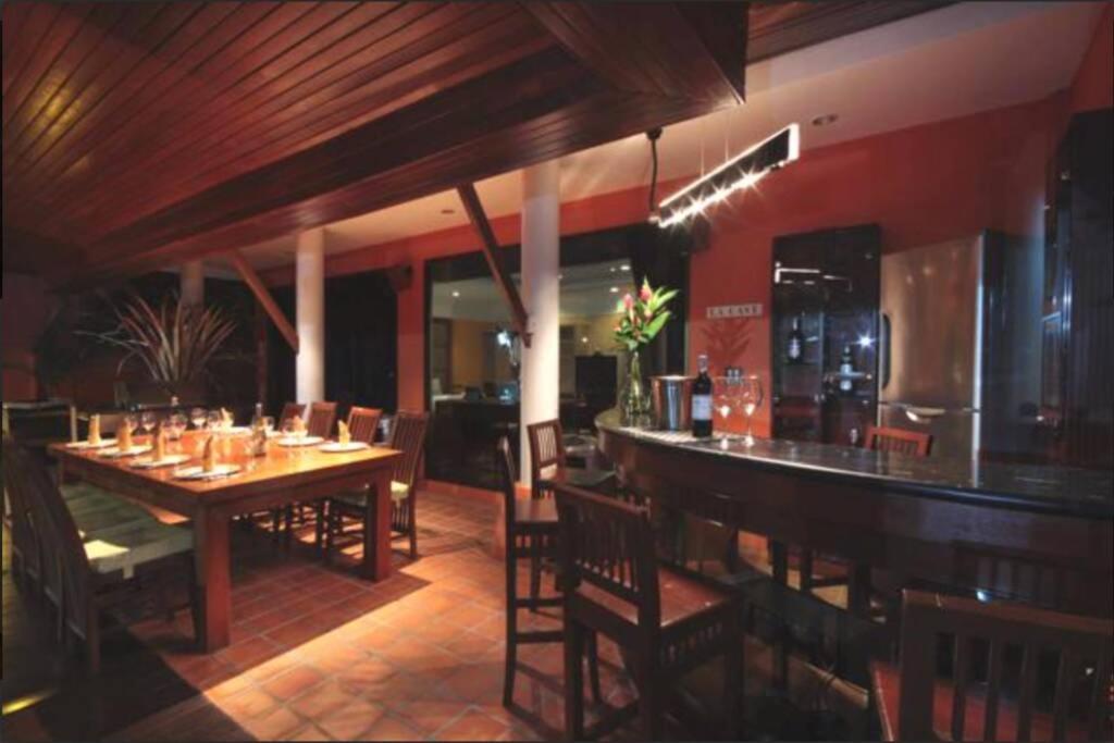 Adikan Luxury 5 Bedrooms Pattaya