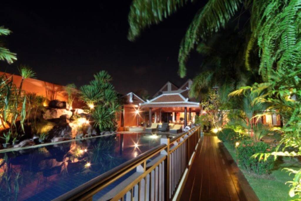 Adikan Luxury 5 Bedrooms Pousada *