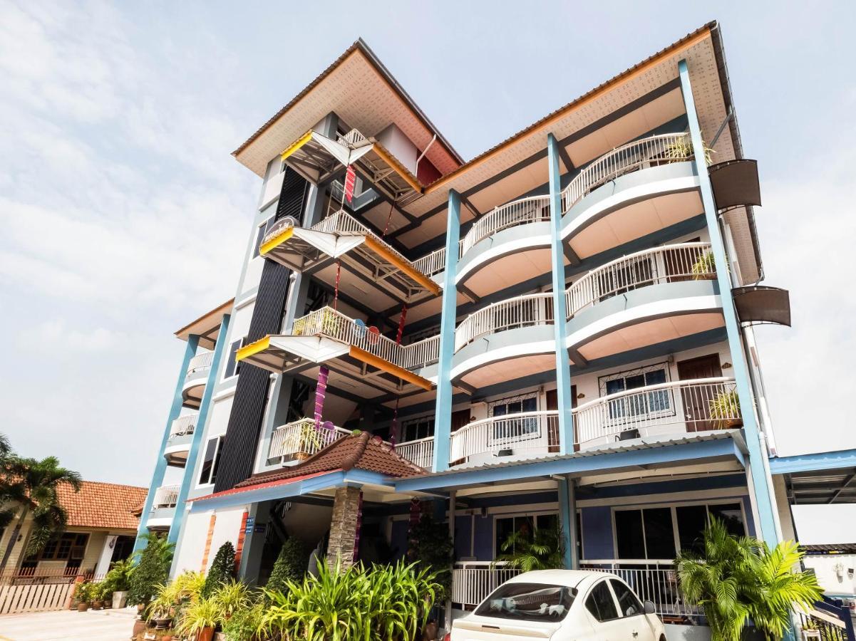 Hotel Oyo 1157 Ploy Pailin Place 2*