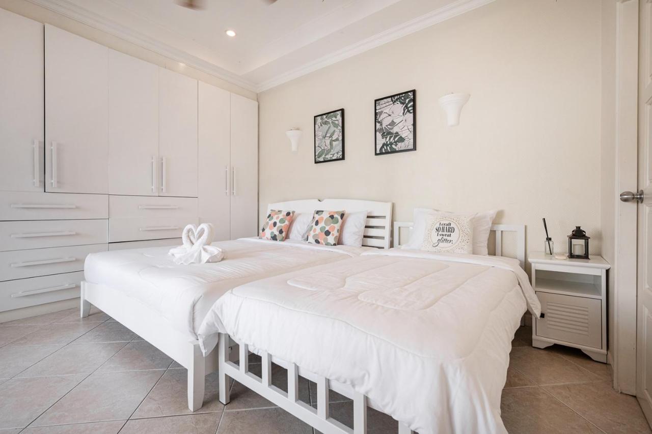 Majestic Pool 2 Bedrooms Private Villa Pattaya