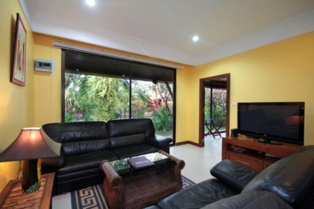 Adikan Luxury 5 Bedrooms Pousada
