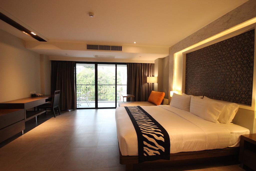 Hotel Season Five 4*