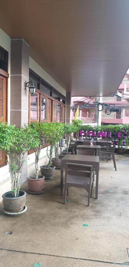 Sunview Place Hotel 3*