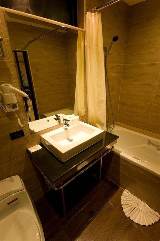 Baywalk Hotel 3*