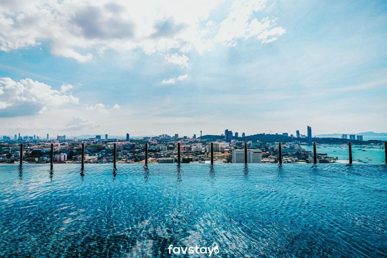 Favstay - The Base