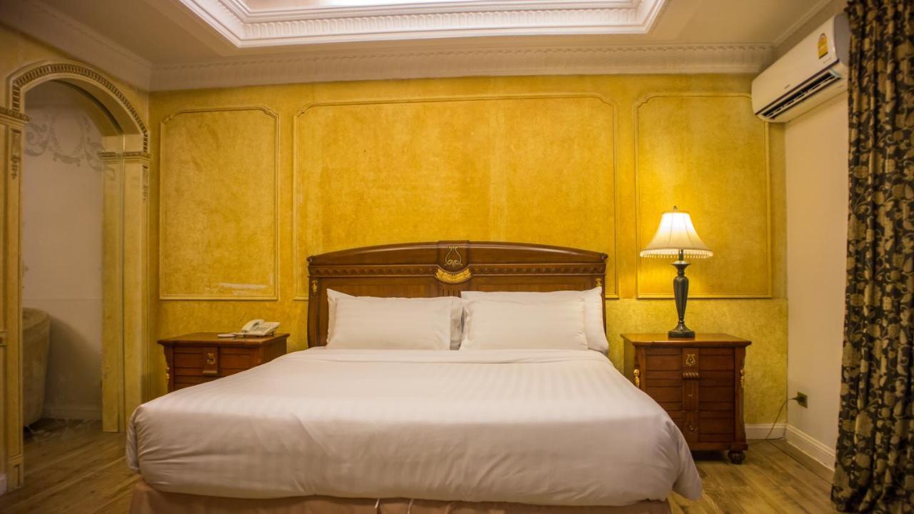 Hotel Four Seasons Place Pattaya
